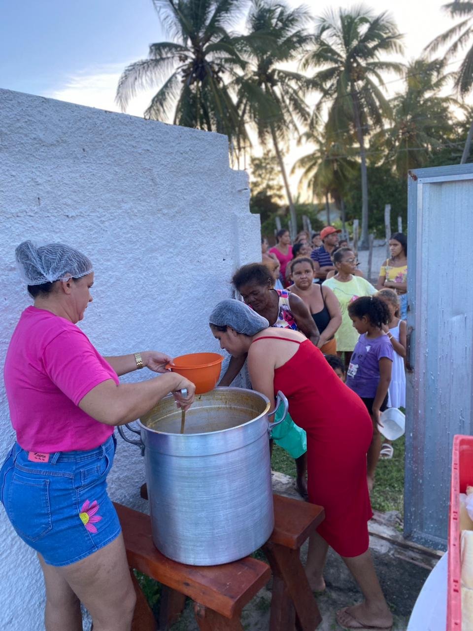 Em Lucena, “sopão Solidário” De Rafinha De Washington Já Atende A Comunidade De Maria Rita Aos Sábados